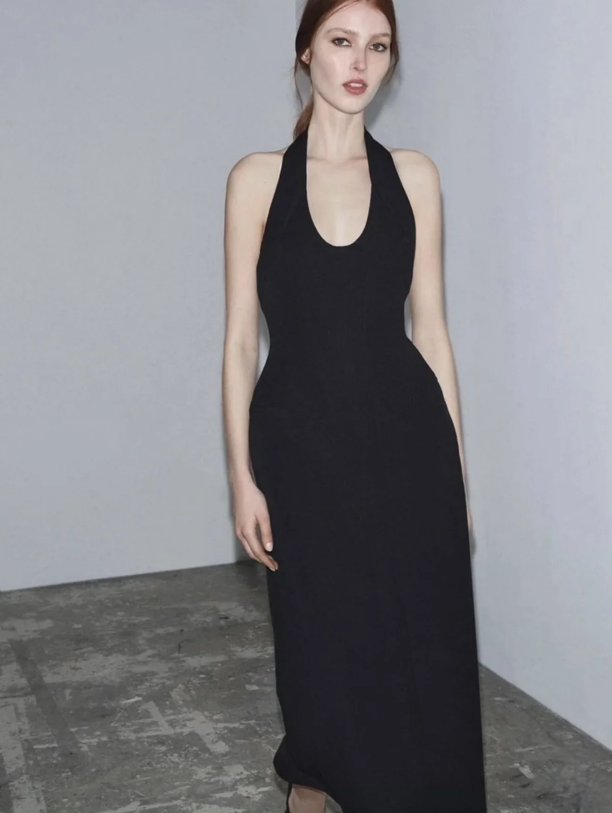 Zara black curved dress
