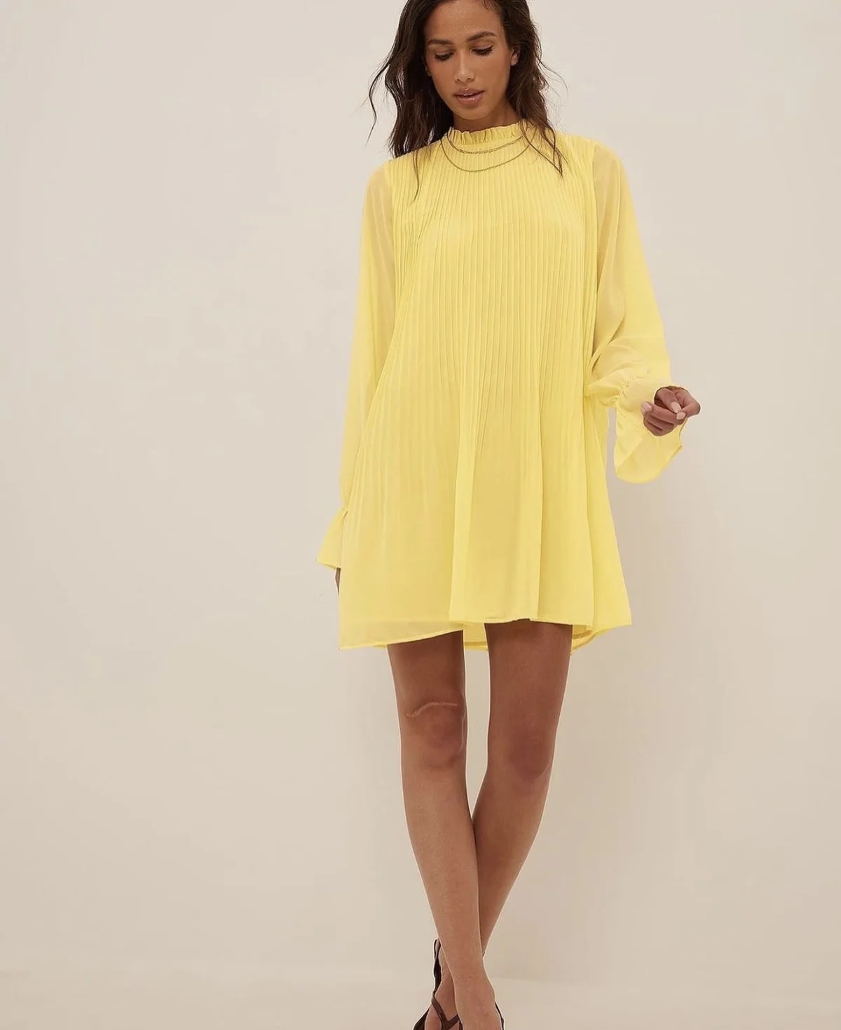 Na-Kd yellow dress